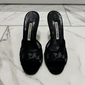 Manolo Blahnik Astuta Pizzo Black Heels Size 36